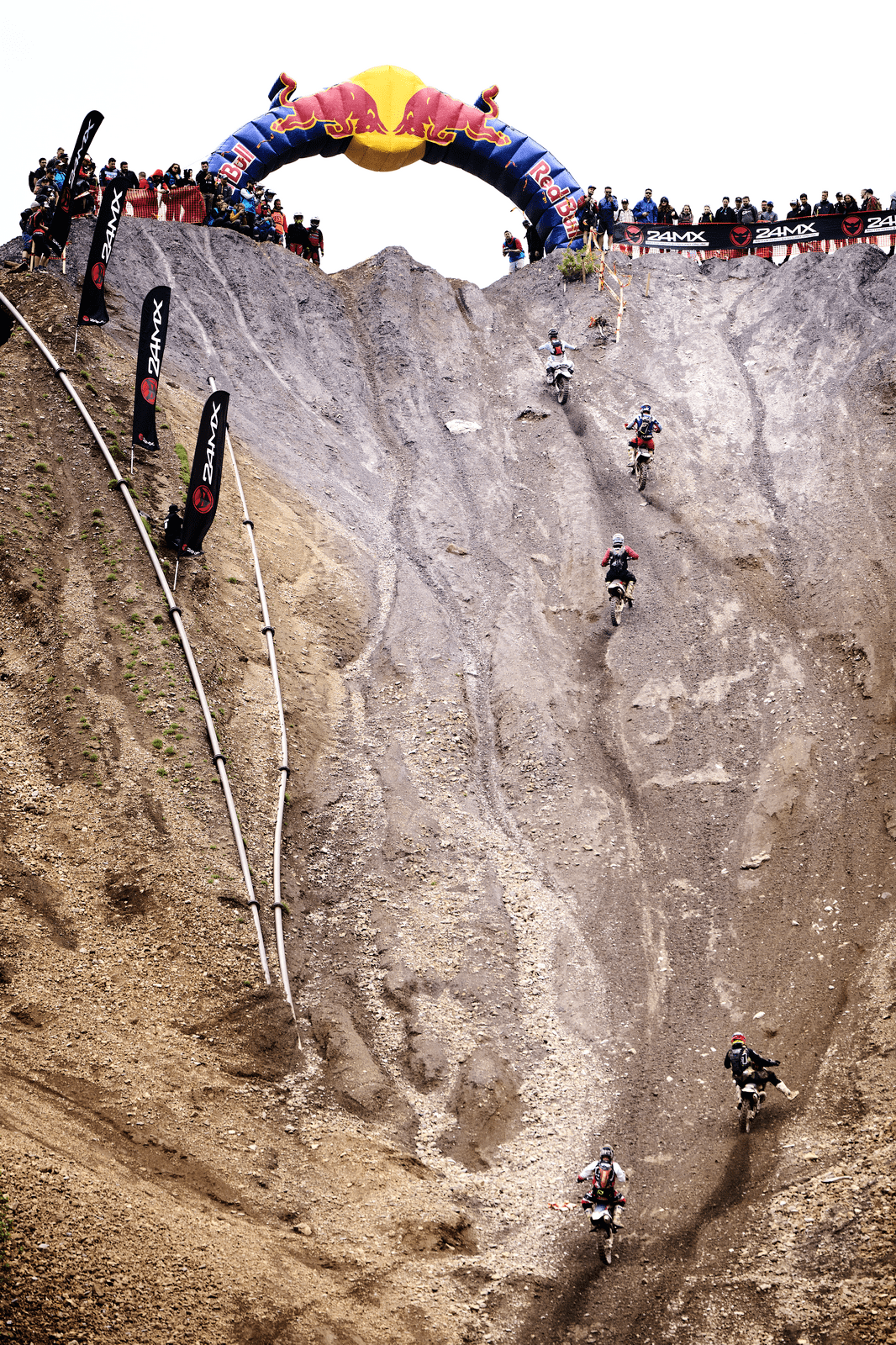 爱游戏关于穆古鲁扎连续三场比赛得分超过赛事规则更新，德国队挑战极限！的信息