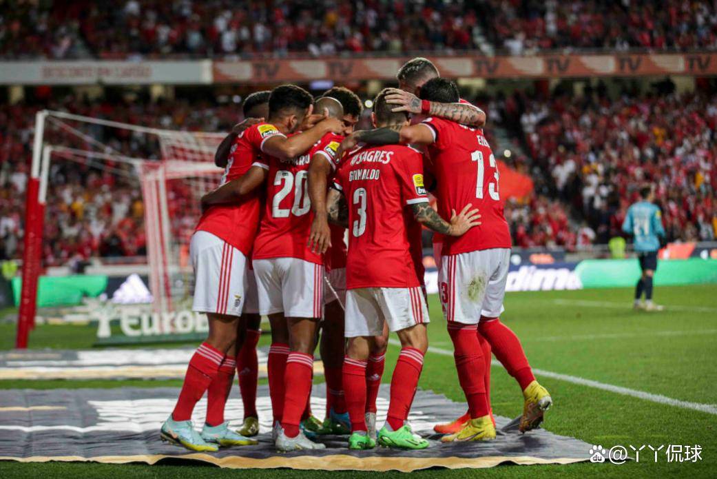 手机游戏下载官网清晨体能课后，本菲卡回应争议备战欧冠，更衣室稳定，球队文化再被提及的简单介绍